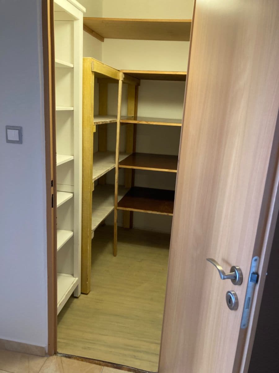 3 bedroom flat to rent, 78 m², Fryčovická, Prague, Prague 3 bedroom flat to rent, 78 m², Fryčovická, Prague, Prague