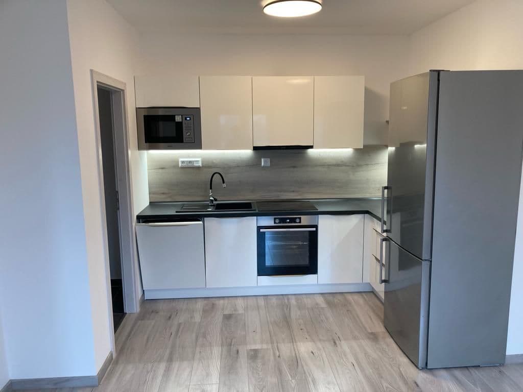 1 bedroom with open-plan kitchen flat to rent, 44 m², Nádražní, Hrochův Týnec, Pardubický Region 1 bedroom with open-plan kitchen flat to rent, 44 m², Nádražní, Hrochův Týnec, Pardubický Region