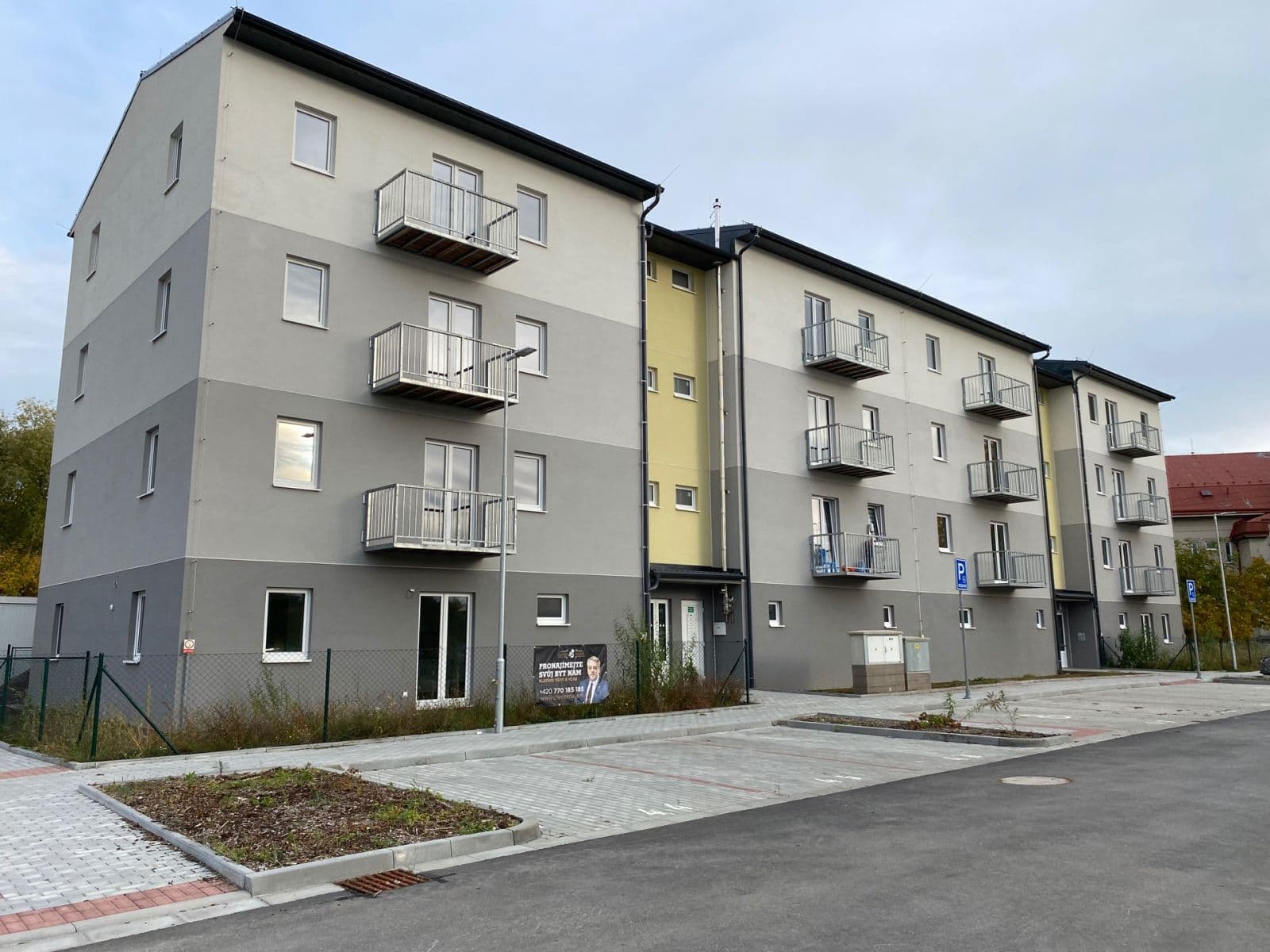 1 bedroom with open-plan kitchen flat to rent, 44 m², Nádražní, Hrochův Týnec, Pardubický Region 1 bedroom with open-plan kitchen flat to rent, 44 m², Nádražní, Hrochův Týnec, Pardubický Region