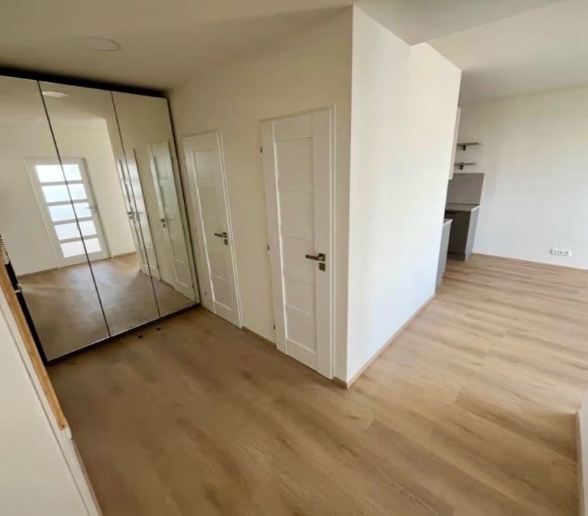 3 bedroom flat to rent, 55 m², Lodžská, Prague, Prague 3 bedroom flat to rent, 55 m², Lodžská, Prague, Prague