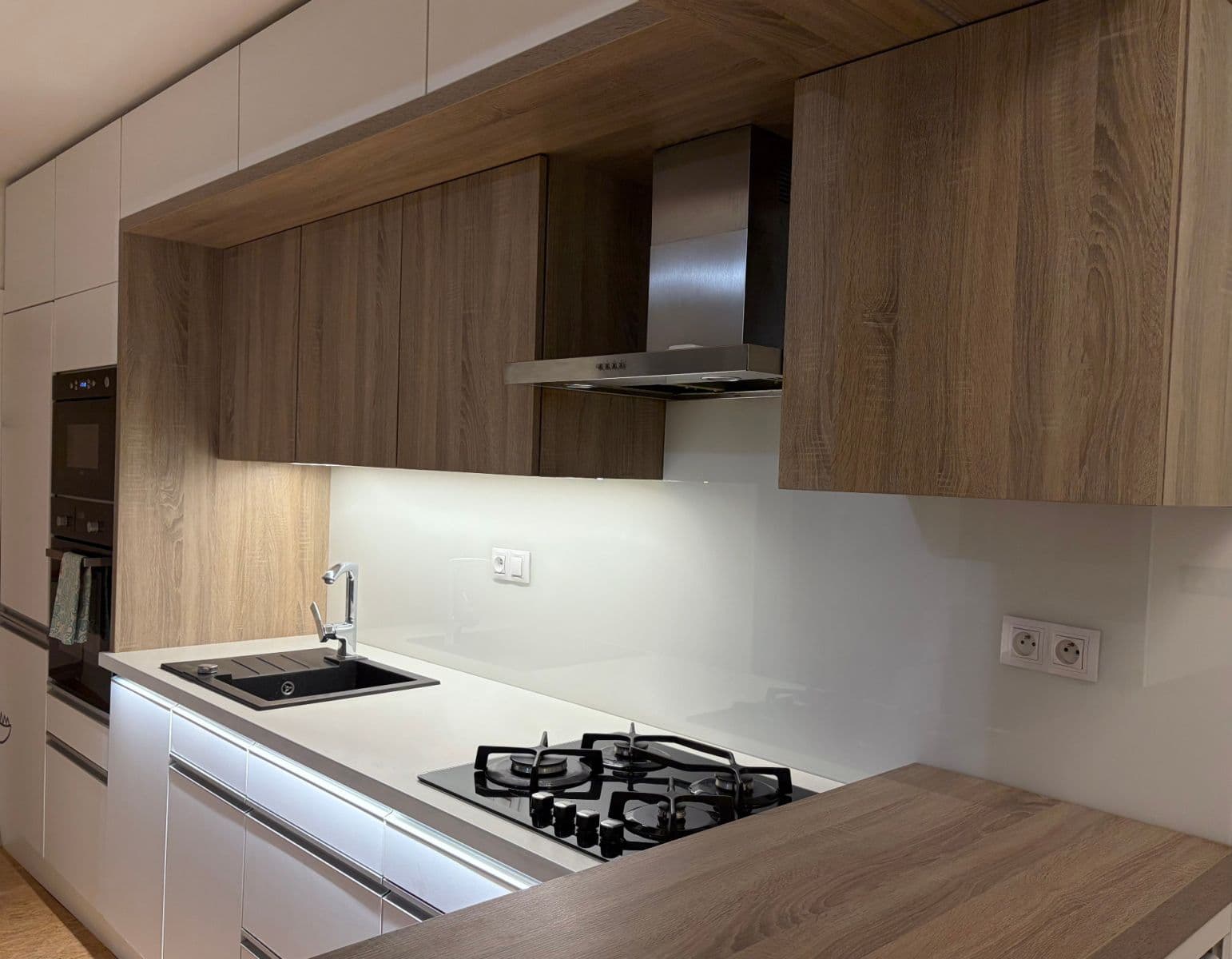 2 bedroom with open-plan kitchen flat to rent, 68 m², Hluboká, Zlín, Zlínský Region 2 bedroom with open-plan kitchen flat to rent, 68 m², Hluboká, Zlín, Zlínský Region