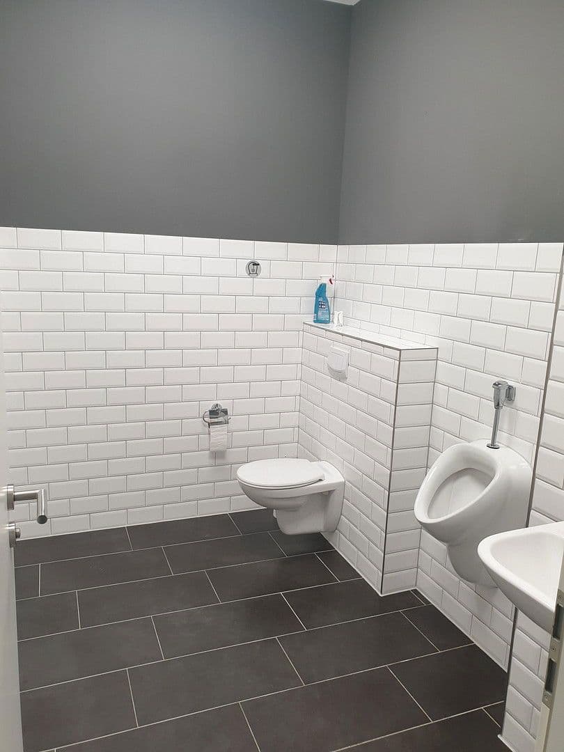 non-residential property to rent, 297 m², Pinneberstraße 155, Ellerbek, Schleswig-Holstein non-residential property to rent, 297 m², Pinneberstraße 155, Ellerbek, Schleswig-Holstein