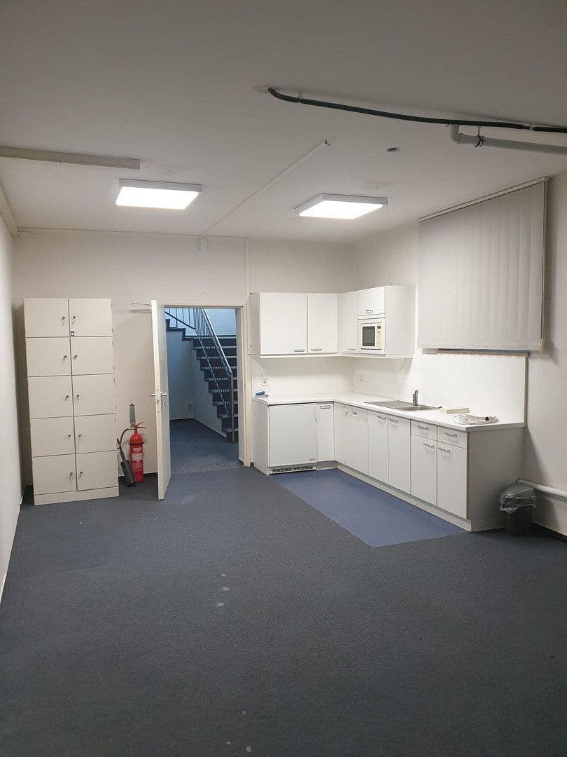 non-residential property to rent, 297 m², Pinneberstraße 155, Ellerbek, Schleswig-Holstein non-residential property to rent, 297 m², Pinneberstraße 155, Ellerbek, Schleswig-Holstein