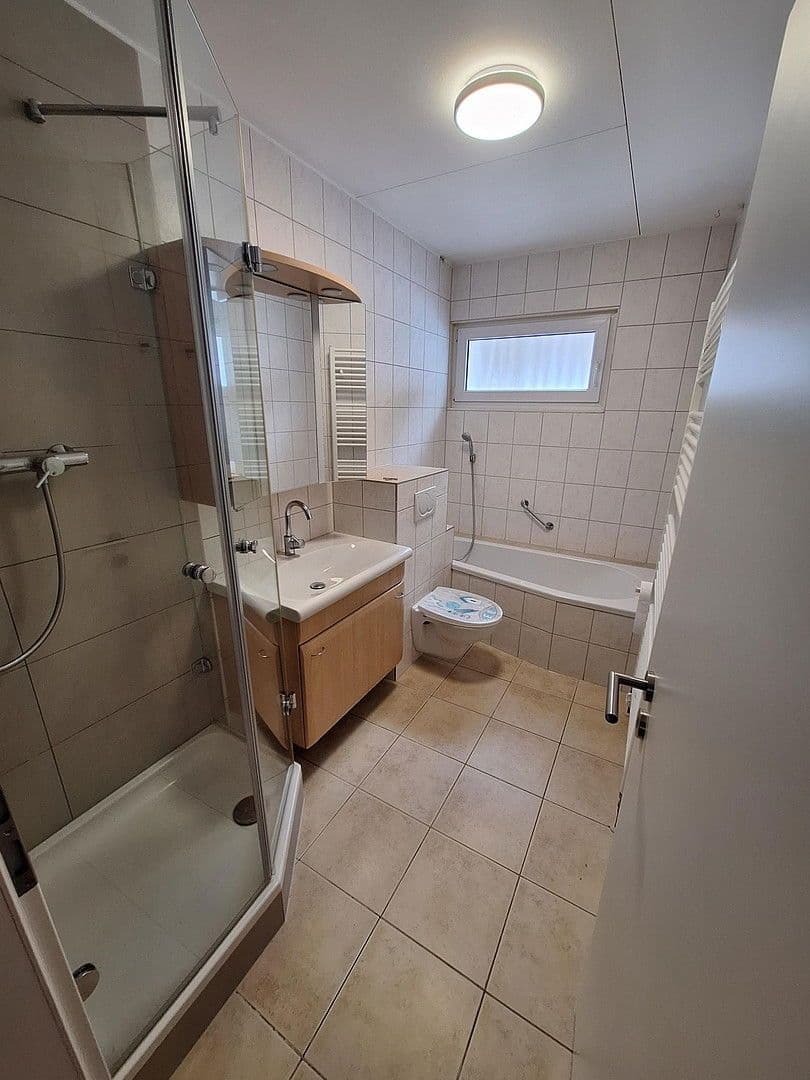 3 bedroom with open-plan kitchen flat to rent, 138 m², Tuttlingen, Baden-Württemberg 3 bedroom with open-plan kitchen flat to rent, 138 m², Tuttlingen, Baden-Württemberg