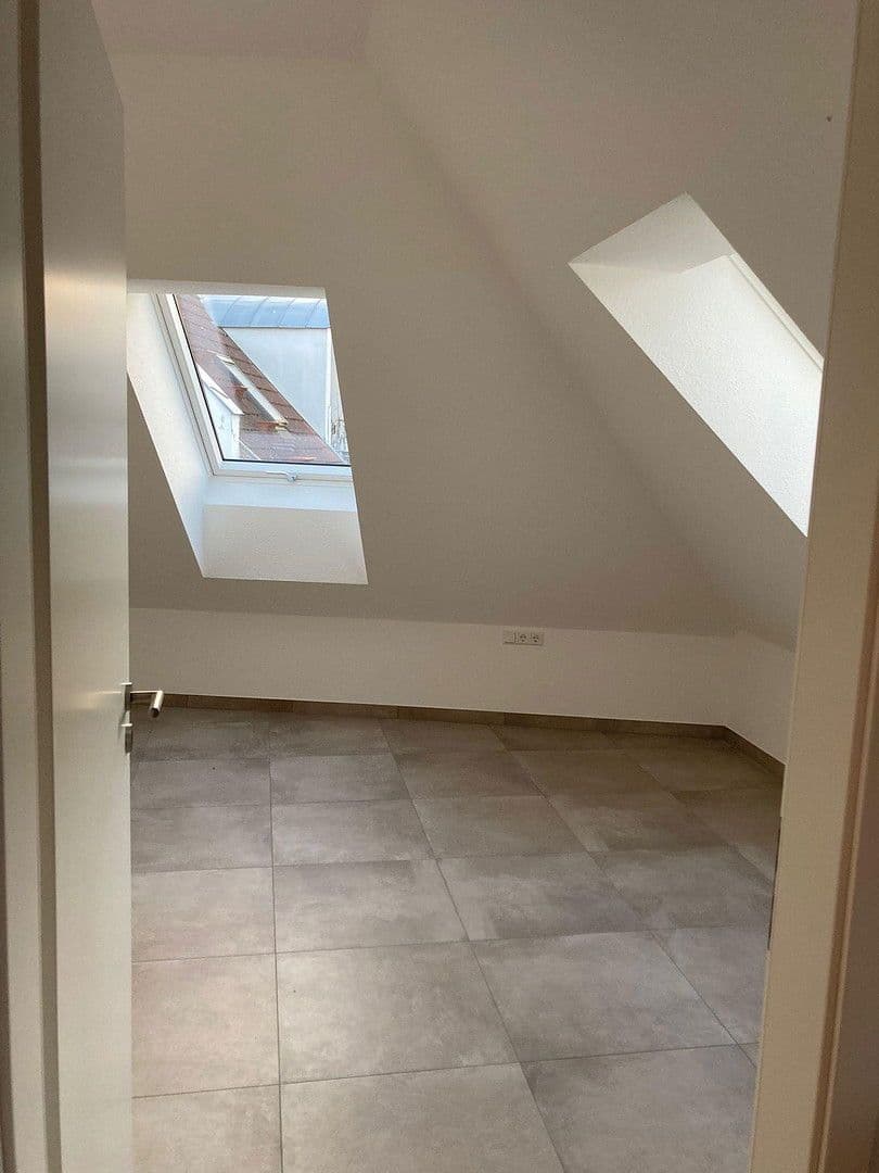 1 bedroom with open-plan kitchen flat to rent, 59 m², Eberstadt, Baden-Württemberg 1 bedroom with open-plan kitchen flat to rent, 59 m², Eberstadt, Baden-Württemberg