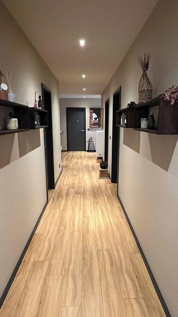 office to rent, 155 m², Friedrich Ebert Strasse, Eisenberg, Thuringia office to rent, 155 m², Friedrich Ebert Strasse, Eisenberg, Thuringia