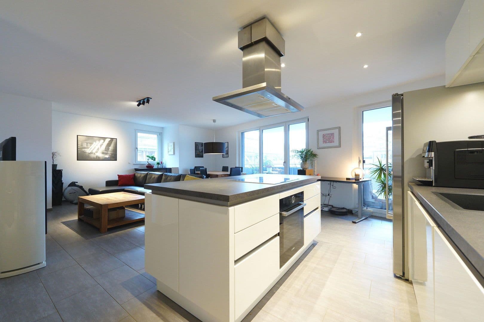 2 bedroom with open-plan kitchen flat for sale, 99 m², Stuttgart, Baden-Württemberg 2 bedroom with open-plan kitchen flat for sale, 99 m², Stuttgart, Baden-Württemberg