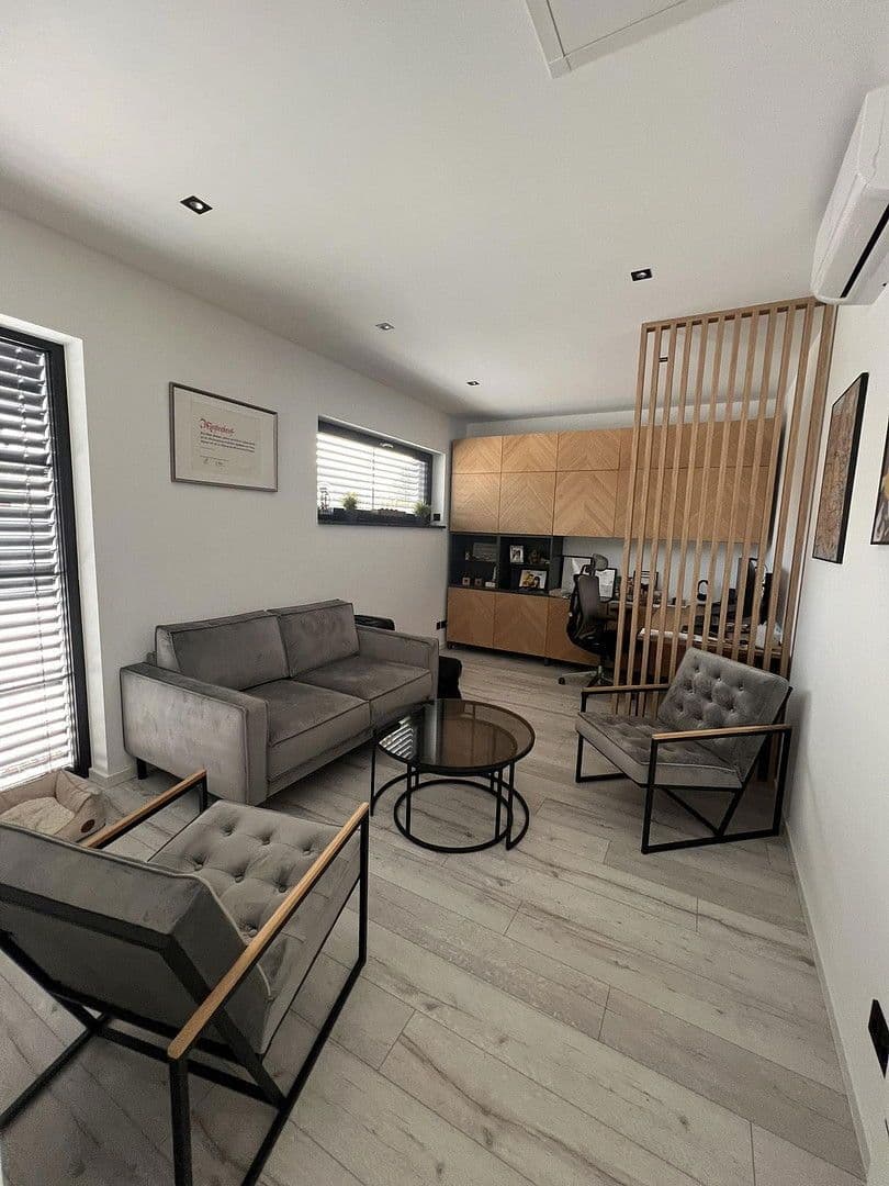 house for sale, 220 m², Senftenberg - Zły Komorow, Brandenburg house for sale, 220 m², Senftenberg - Zły Komorow, Brandenburg