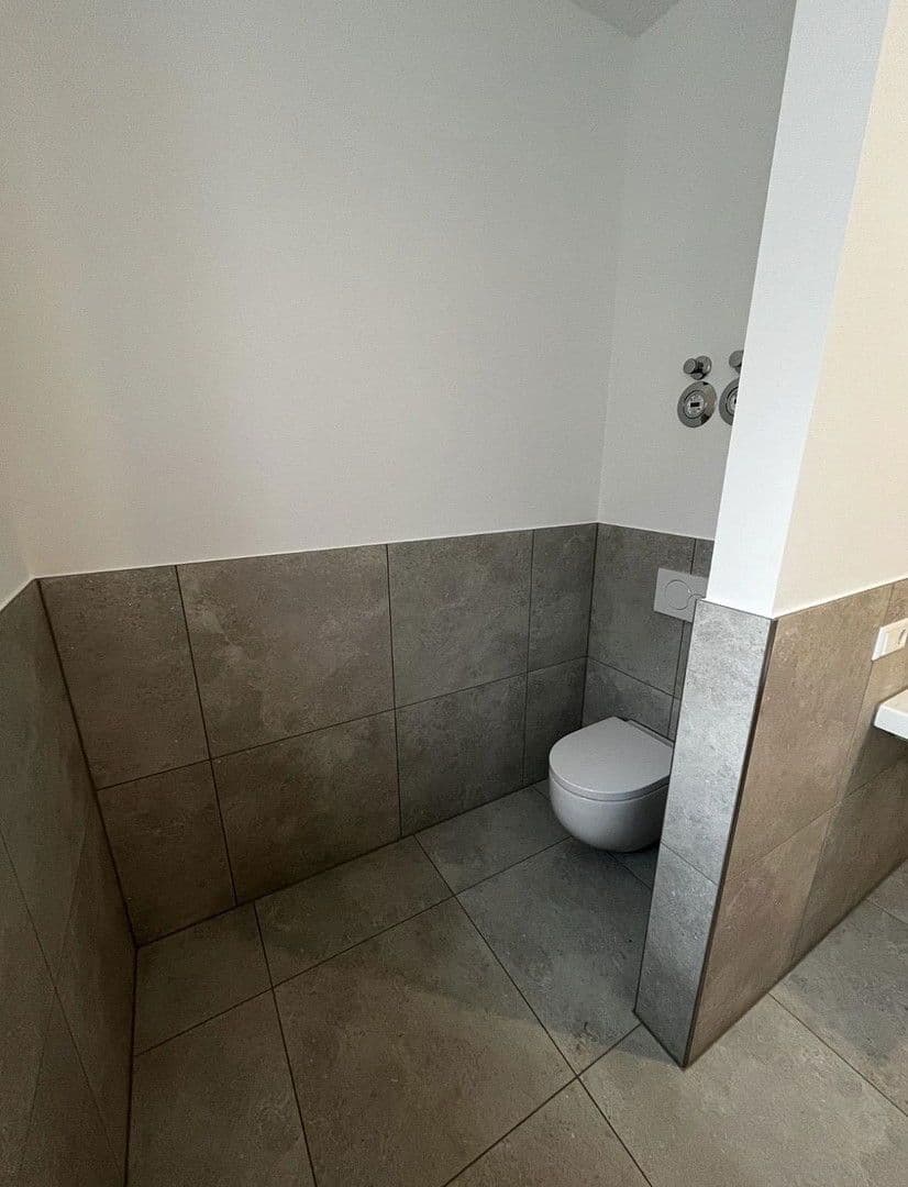 3 bedroom flat to rent, 79 m², Mauerbergstrasse 83, Neuweier, Baden-Württemberg 3 bedroom flat to rent, 79 m², Mauerbergstrasse 83, Neuweier, Baden-Württemberg