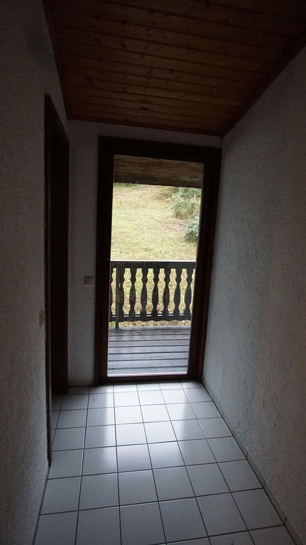 2 bedroom with open-plan kitchen flat to rent, 80 m², Fränkisch-Crumbach, Hesse 2 bedroom with open-plan kitchen flat to rent, 80 m², Fränkisch-Crumbach, Hesse