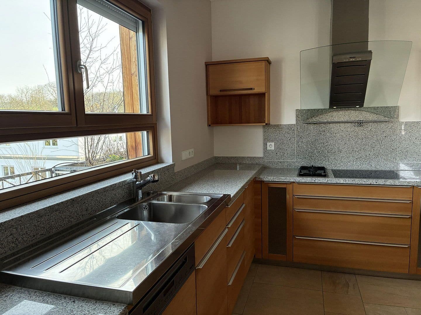 flat to rent, 220 m², Groß-Umstadt, Hesse flat to rent, 220 m², Groß-Umstadt, Hesse