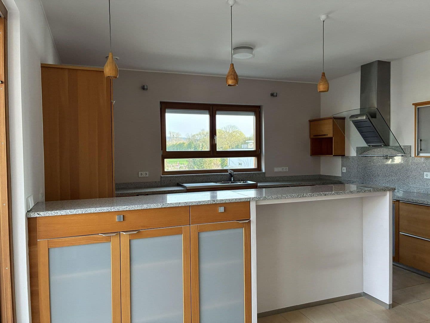 flat to rent, 220 m², Groß-Umstadt, Hesse flat to rent, 220 m², Groß-Umstadt, Hesse