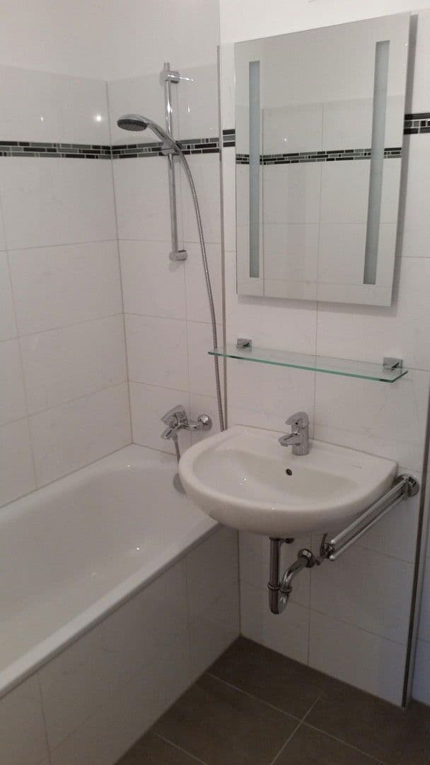 3 bedroom flat to rent, 63 m², Salbauerstrasse 5, München, Bavaria 3 bedroom flat to rent, 63 m², Salbauerstrasse 5, München, Bavaria