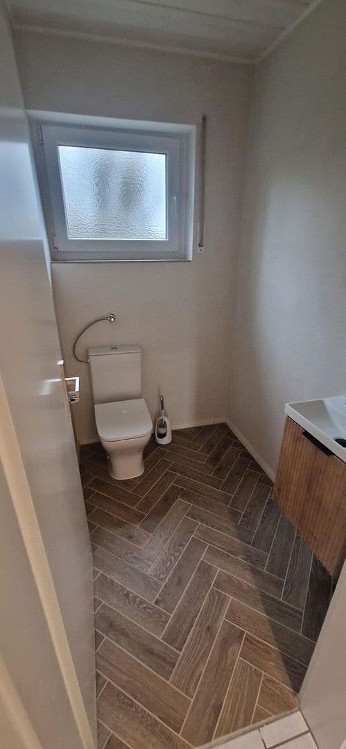 2 bedroom with open-plan kitchen flat to rent, 112 m², Rielasingen-Worblingen, Baden-Württemberg 2 bedroom with open-plan kitchen flat to rent, 112 m², Rielasingen-Worblingen, Baden-Württemberg