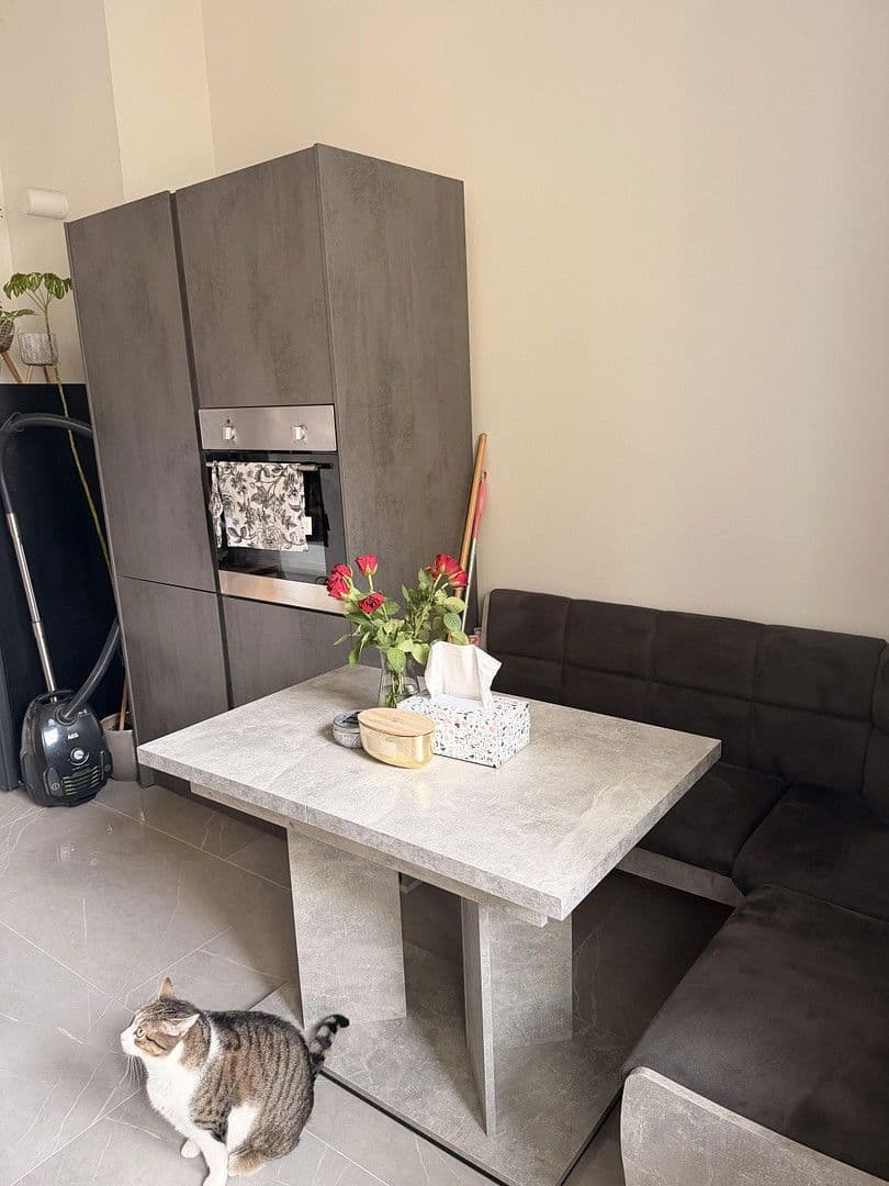 2 bedroom flat to rent, 60 m², Roßststraße 87, Düsseldorf, North Rhine-Westphalia 2 bedroom flat to rent, 60 m², Roßststraße 87, Düsseldorf, North Rhine-Westphalia