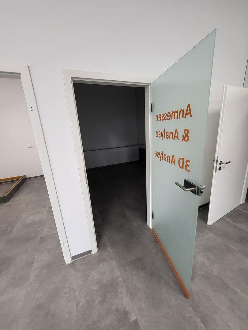 non-residential property to rent, 280 m², Viersener Straße 240, Mönchengladbach, North Rhine-Westphalia non-residential property to rent, 280 m², Viersener Straße 240, Mönchengladbach, North Rhine-Westphalia