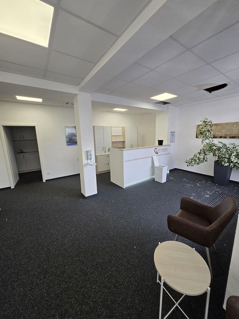 non-residential property to rent, 280 m², Viersener Straße 240, Mönchengladbach, North Rhine-Westphalia non-residential property to rent, 280 m², Viersener Straße 240, Mönchengladbach, North Rhine-Westphalia