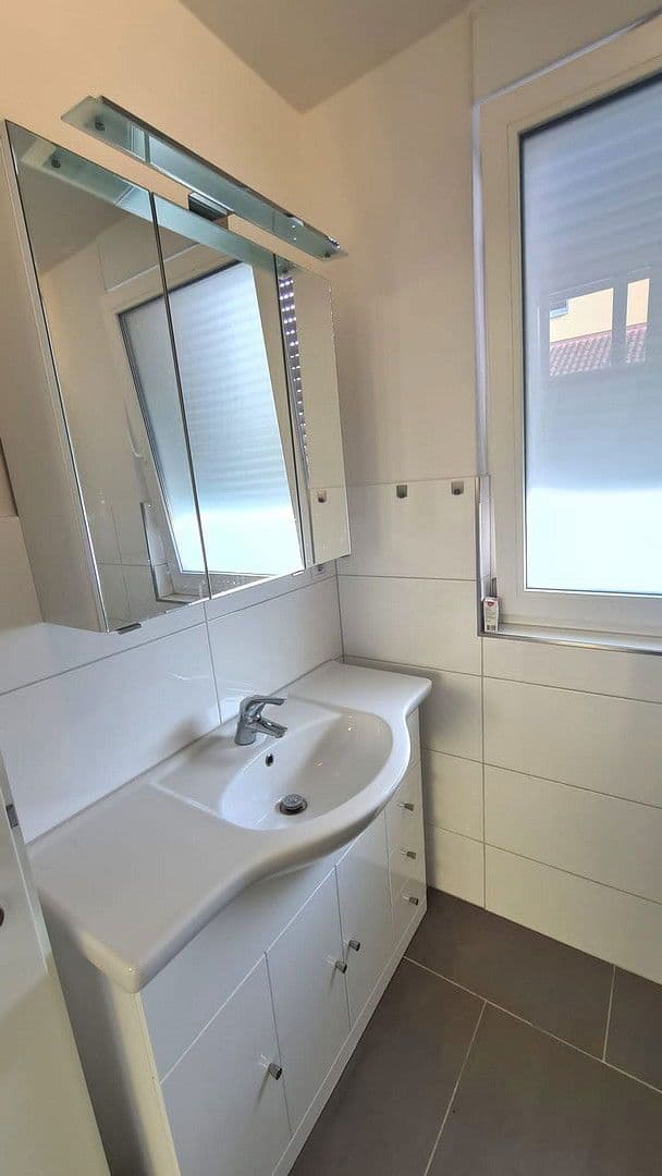 2 bedroom flat to rent, 60 m², Langenfeld (Rheinland), North Rhine-Westphalia 2 bedroom flat to rent, 60 m², Langenfeld (Rheinland), North Rhine-Westphalia