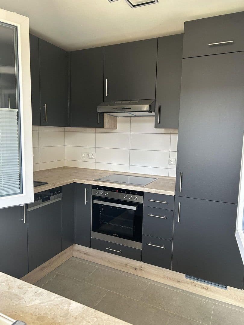 Studio flat to rent, 56 m², Wiesweg 8, Eltville am Rhein, Hesse Studio flat to rent, 56 m², Wiesweg 8, Eltville am Rhein, Hesse