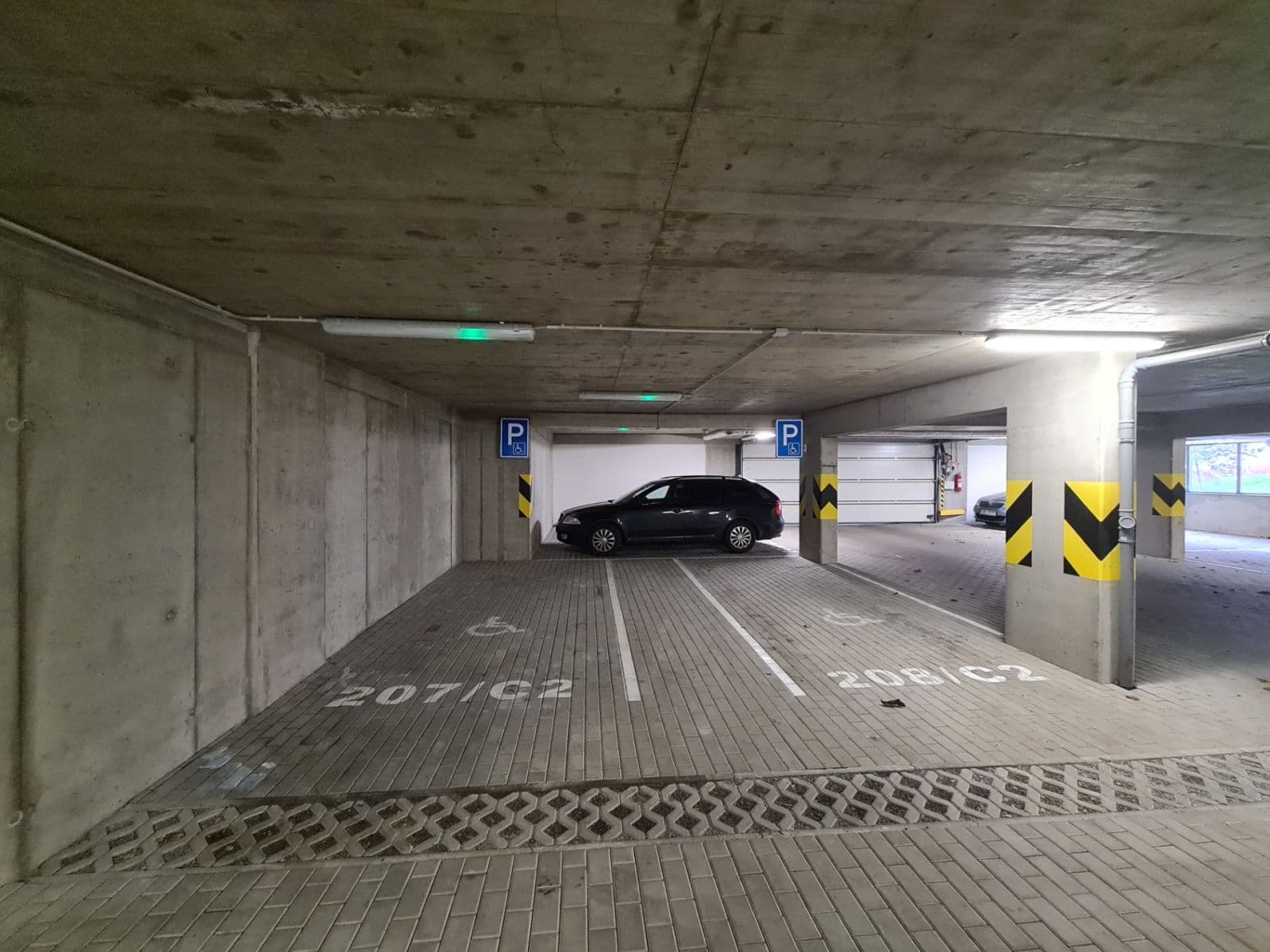 garage to rent, 15 m², Makedonská, Prague, Prague garage to rent, 15 m², Makedonská, Prague, Prague