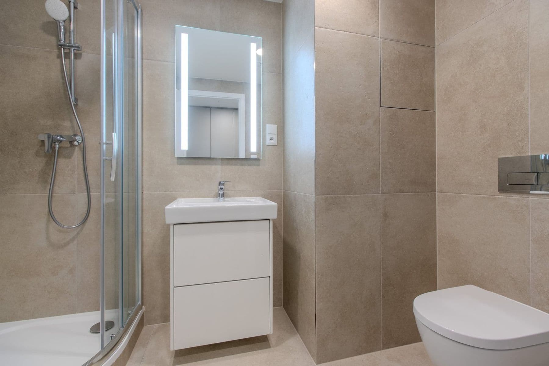 Studio flat to rent, 33 m², Poděbradská, Prague, Prague Studio flat to rent, 33 m², Poděbradská, Prague, Prague