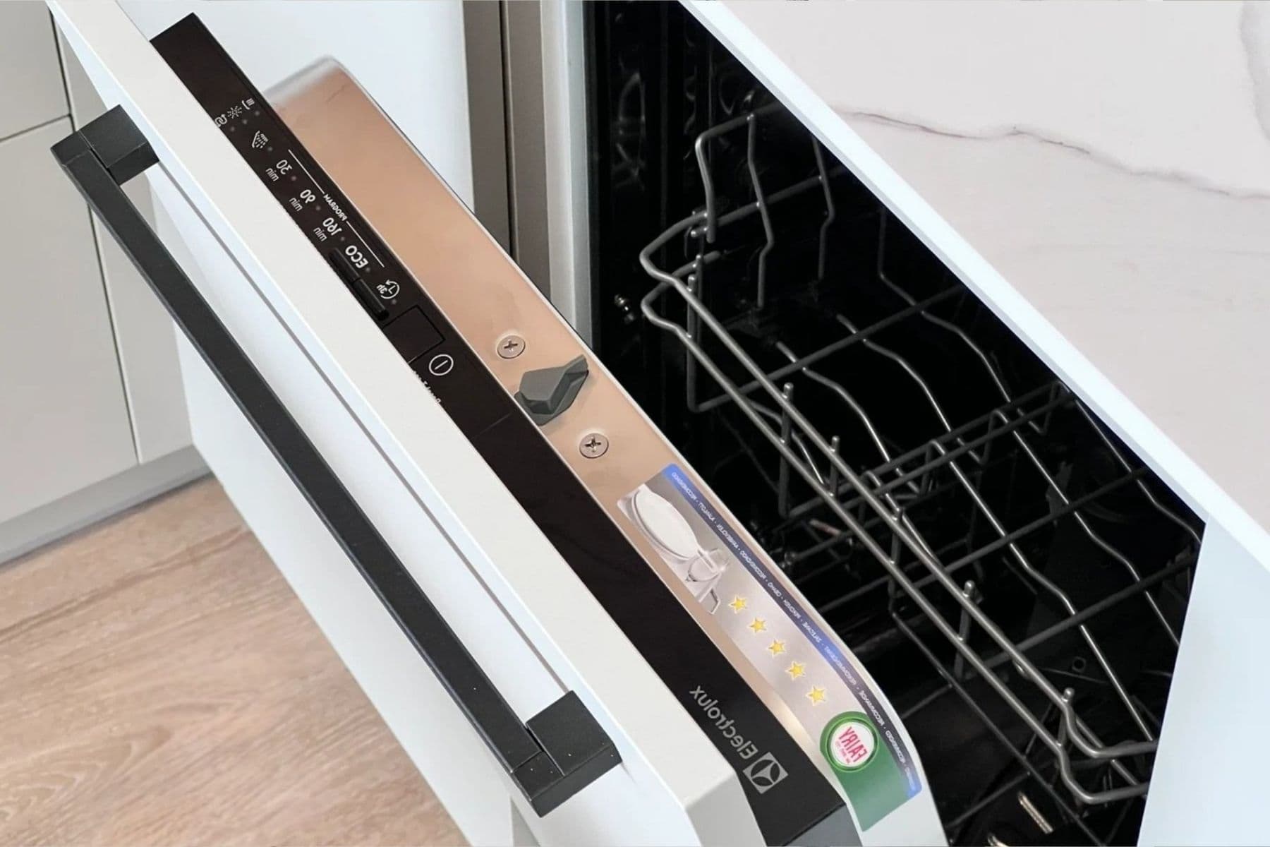 Studio flat to rent, 33 m², Poděbradská, Prague, Prague Studio flat to rent, 33 m², Poděbradská, Prague, Prague