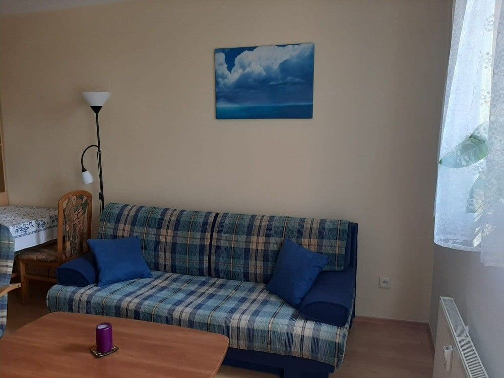 Studio flat to rent, 32 m², Školská, Hostivice, Středočeský Region Studio flat to rent, 32 m², Školská, Hostivice, Středočeský Region