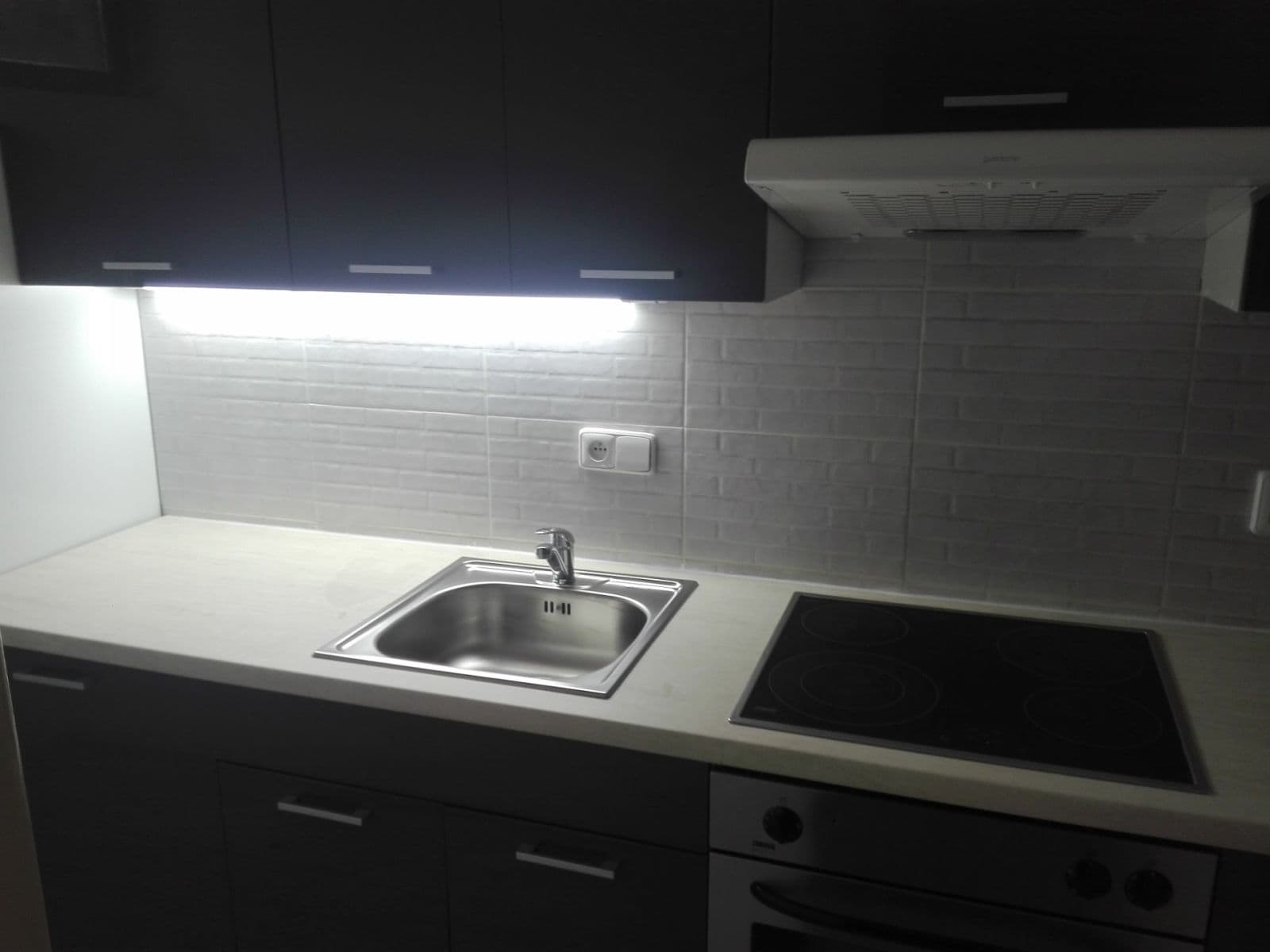 3 bedroom flat to rent, 60 m², Ant. Škváry, Kladno, Středočeský Region 3 bedroom flat to rent, 60 m², Ant. Škváry, Kladno, Středočeský Region