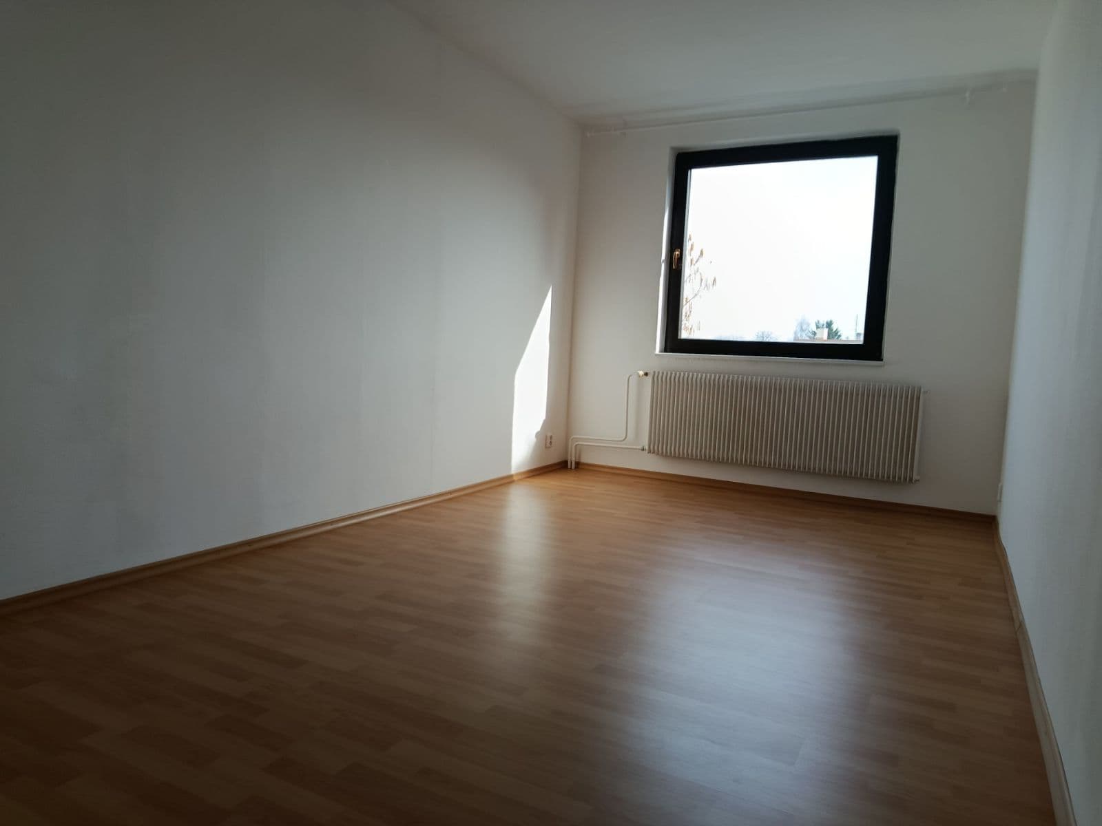 3 bedroom flat to rent, 60 m², Ant. Škváry, Kladno, Středočeský Region 3 bedroom flat to rent, 60 m², Ant. Škváry, Kladno, Středočeský Region