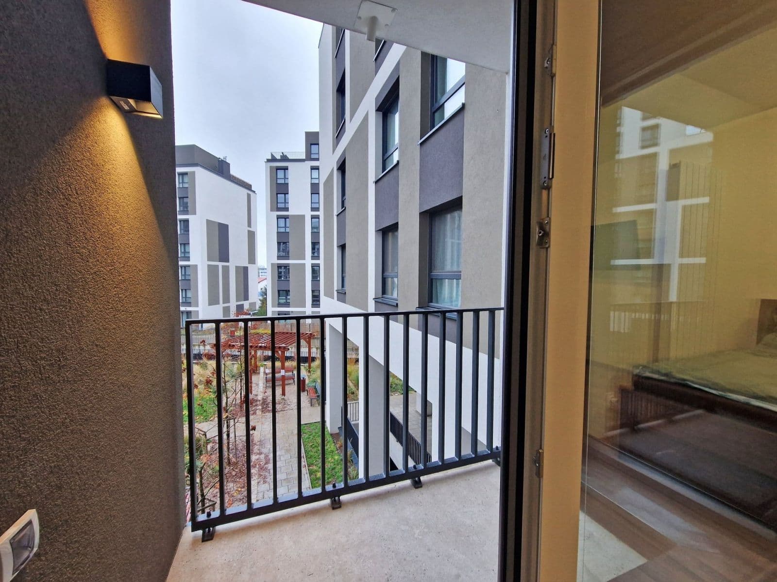 Studio flat to rent, 38 m², Olgy Havlové, Prague, Prague Studio flat to rent, 38 m², Olgy Havlové, Prague, Prague