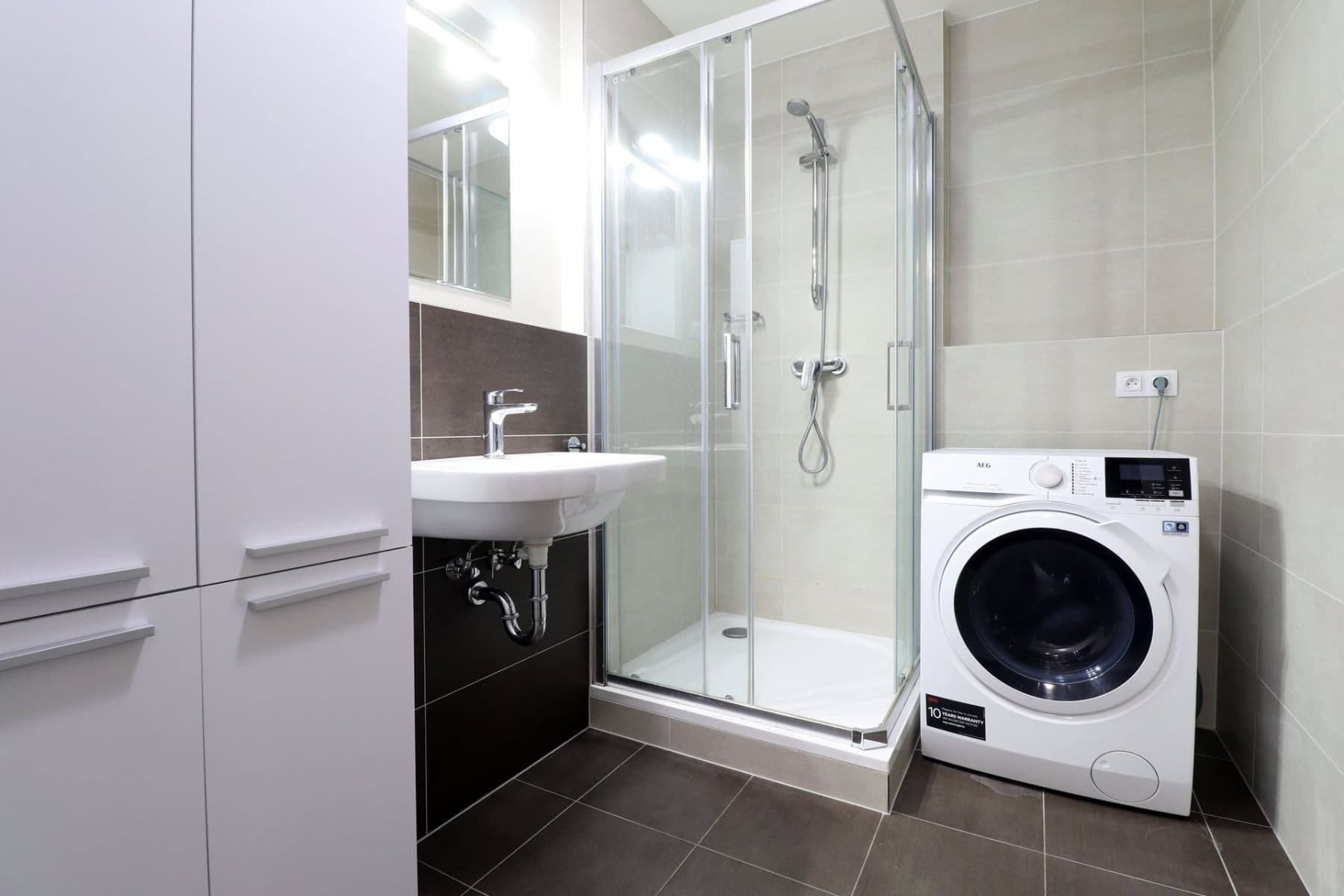 Studio flat to rent, 38 m², Olgy Havlové, Prague, Prague Studio flat to rent, 38 m², Olgy Havlové, Prague, Prague