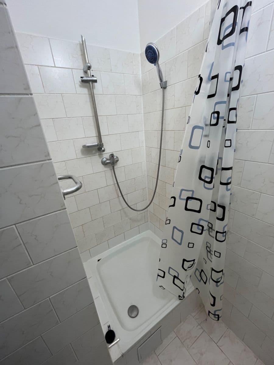 Studio flat to rent, 34 m², Palackého, Louny, Ústecký Region Studio flat to rent, 34 m², Palackého, Louny, Ústecký Region