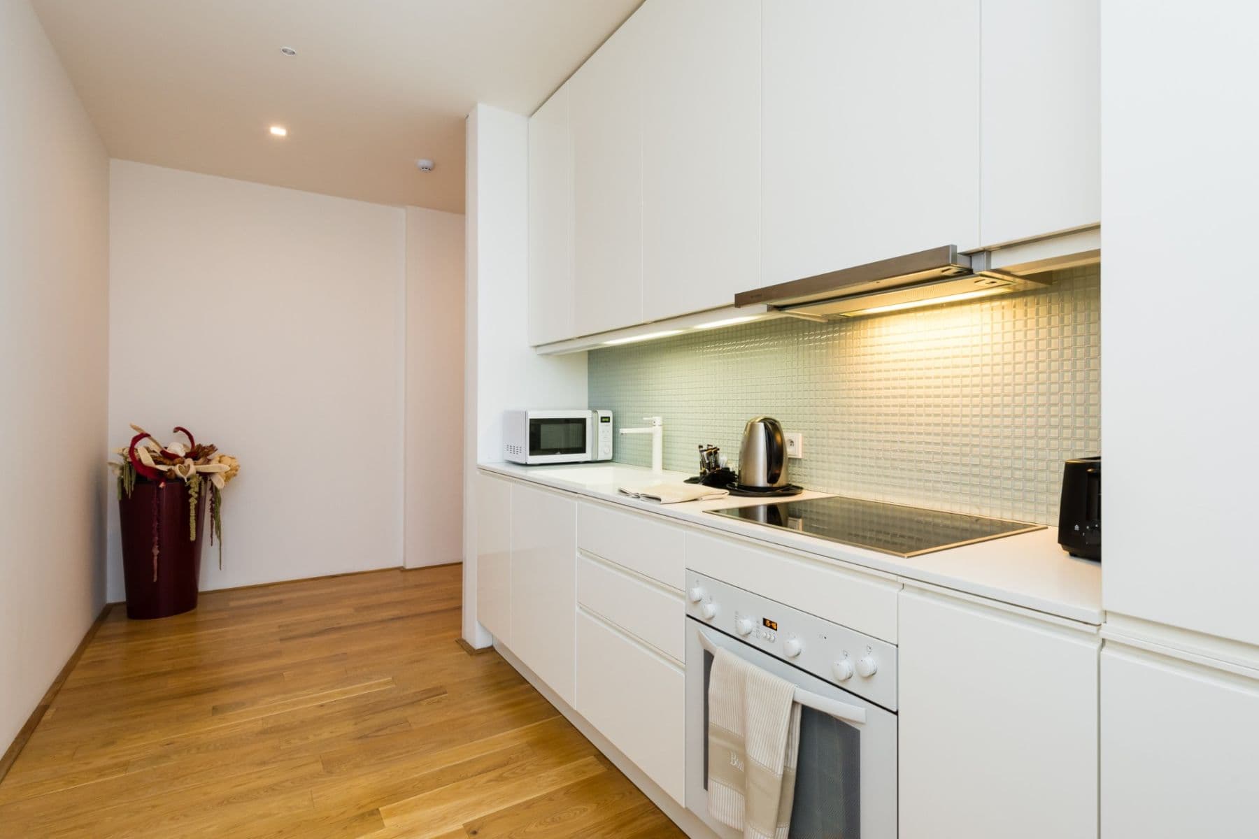 1 bedroom with open-plan kitchen flat to rent, 108 m², Křižíkova, Prague, Prague 1 bedroom with open-plan kitchen flat to rent, 108 m², Křižíkova, Prague, Prague