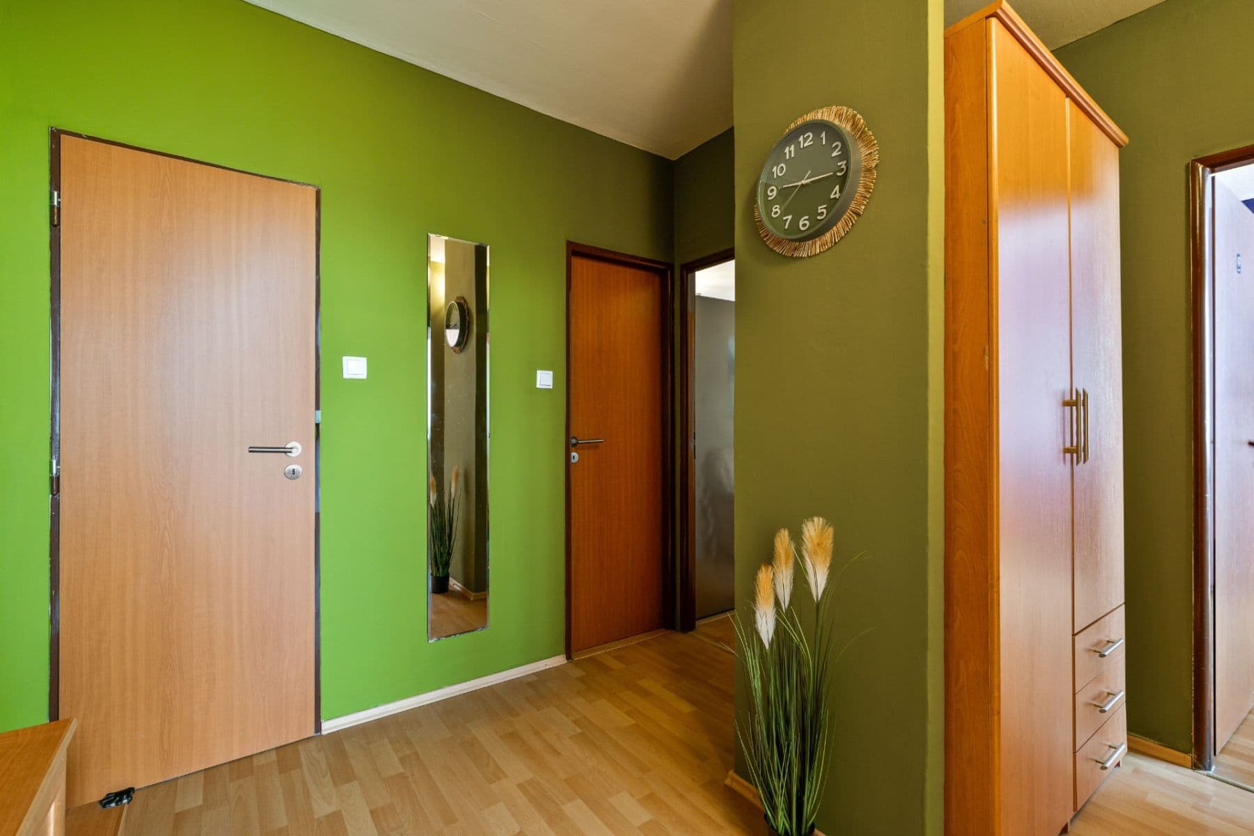 3 bedroom with open-plan kitchen flat to rent, 70 m², Frýdlantská, Prague, Prague 3 bedroom with open-plan kitchen flat to rent, 70 m², Frýdlantská, Prague, Prague