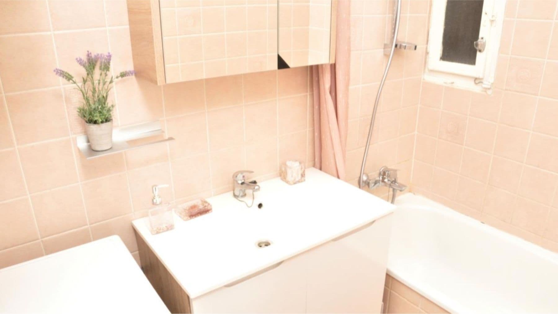 2 bedroom with open-plan kitchen flat for sale, 80 m², náměstí Jiřího z Lobkovic, Prague, Prague 2 bedroom with open-plan kitchen flat for sale, 80 m², náměstí Jiřího z Lobkovic, Prague, Prague