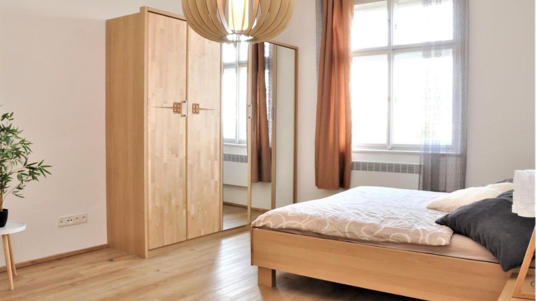 2 bedroom with open-plan kitchen flat for sale, 80 m², náměstí Jiřího z Lobkovic, Prague, Prague 2 bedroom with open-plan kitchen flat for sale, 80 m², náměstí Jiřího z Lobkovic, Prague, Prague