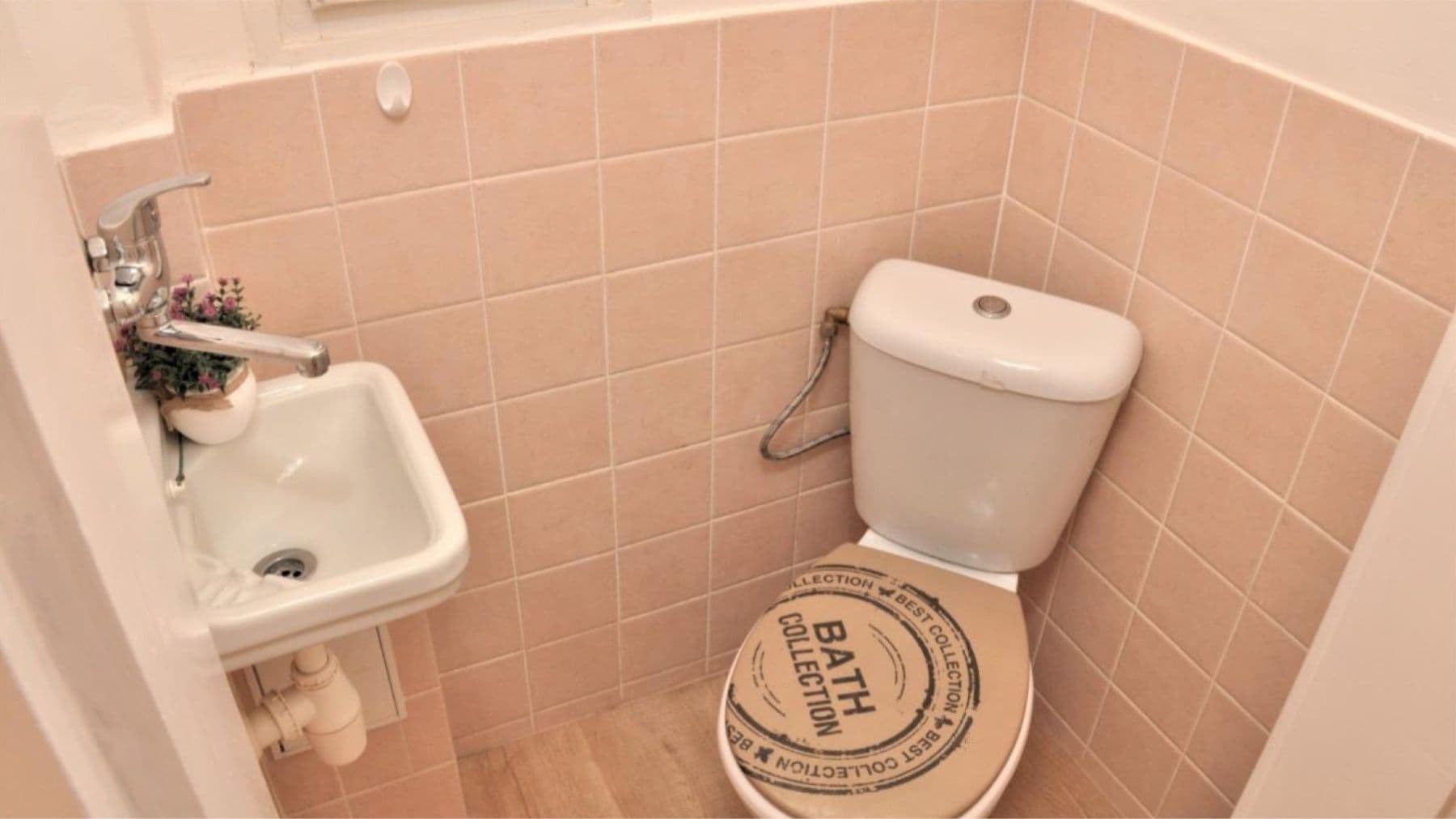 2 bedroom with open-plan kitchen flat for sale, 80 m², náměstí Jiřího z Lobkovic, Prague, Prague 2 bedroom with open-plan kitchen flat for sale, 80 m², náměstí Jiřího z Lobkovic, Prague, Prague