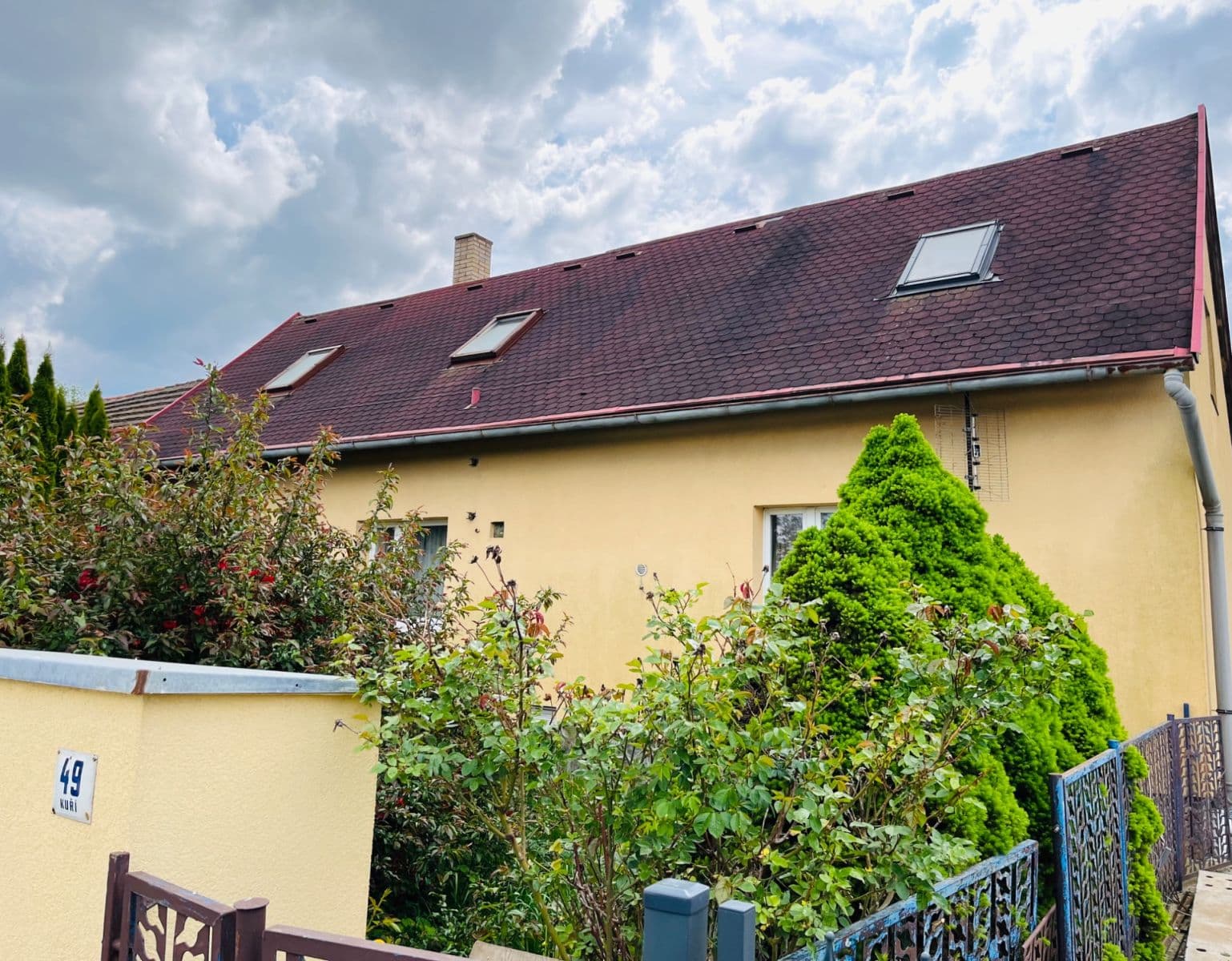 house for sale, 1,100 m², Rooseveltova, Říčany, Středočeský Region house for sale, 1,100 m², Rooseveltova, Říčany, Středočeský Region