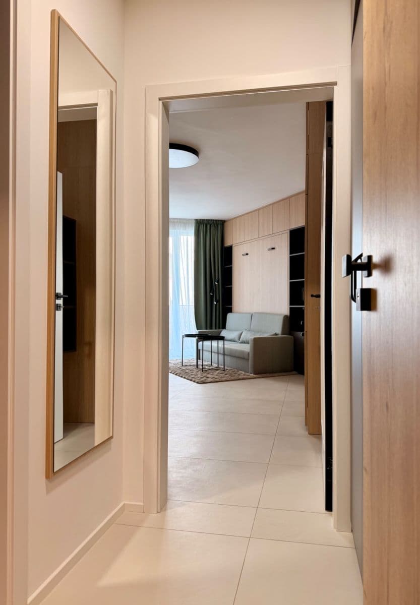 Studio flat to rent, 30 m², Krymská, Prague, Prague Studio flat to rent, 30 m², Krymská, Prague, Prague