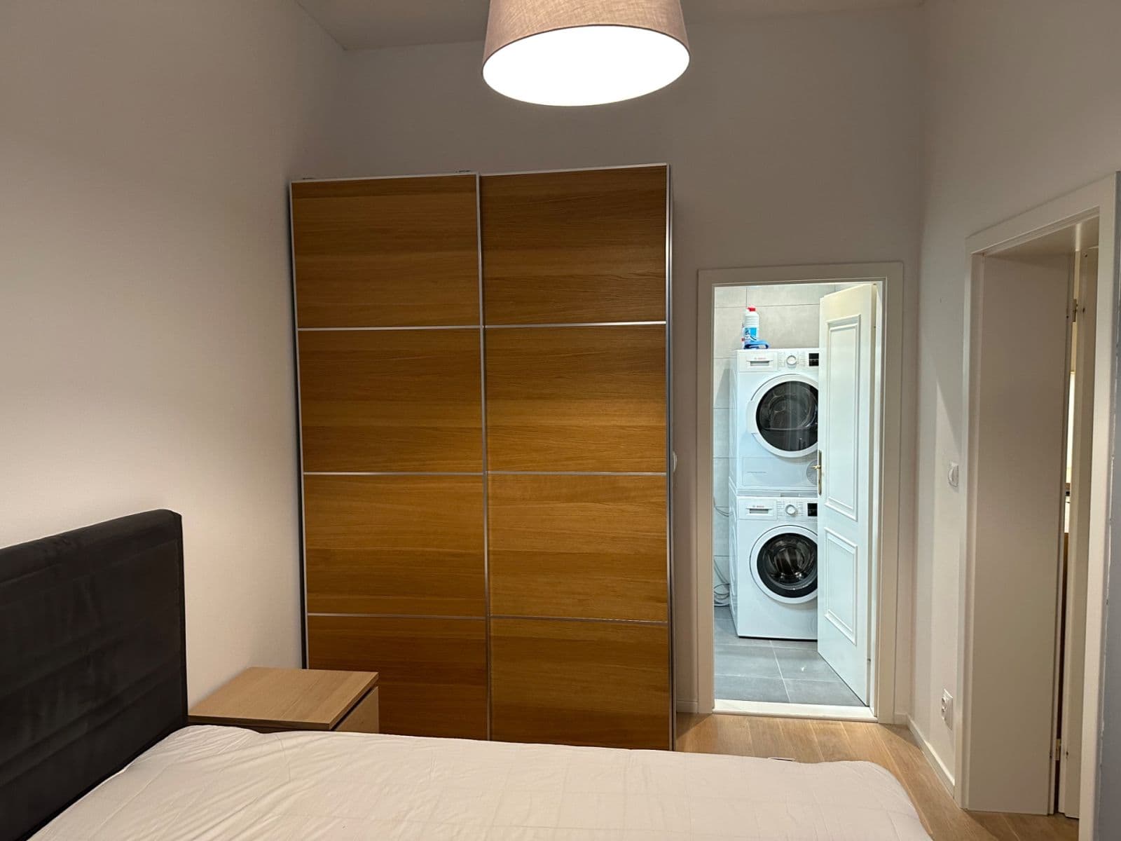 1 bedroom with open-plan kitchen flat to rent, 40 m², U Studánky, Prague, Prague 1 bedroom with open-plan kitchen flat to rent, 40 m², U Studánky, Prague, Prague