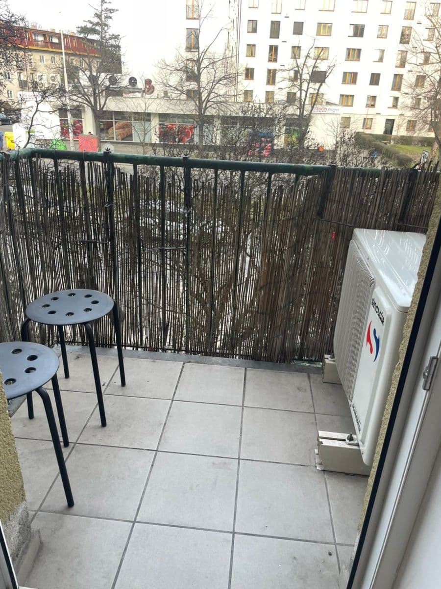 2 bedroom flat to rent, 63 m², Bělocerkevská, Prague, Prague 2 bedroom flat to rent, 63 m², Bělocerkevská, Prague, Prague