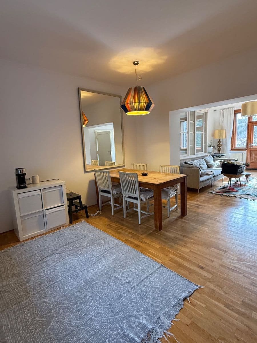 2 bedroom with open-plan kitchen flat to rent, 93 m², Nad Zlíchovem, Prague, Prague 2 bedroom with open-plan kitchen flat to rent, 93 m², Nad Zlíchovem, Prague, Prague