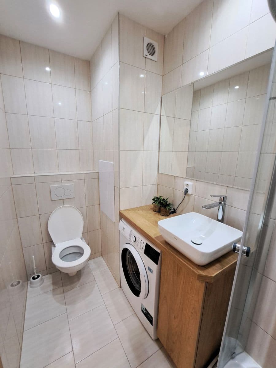 2 bedroom flat for sale, 52 m², třída SNP, Hradec Králové, Královéhradecký Region 2 bedroom flat for sale, 52 m², třída SNP, Hradec Králové, Královéhradecký Region