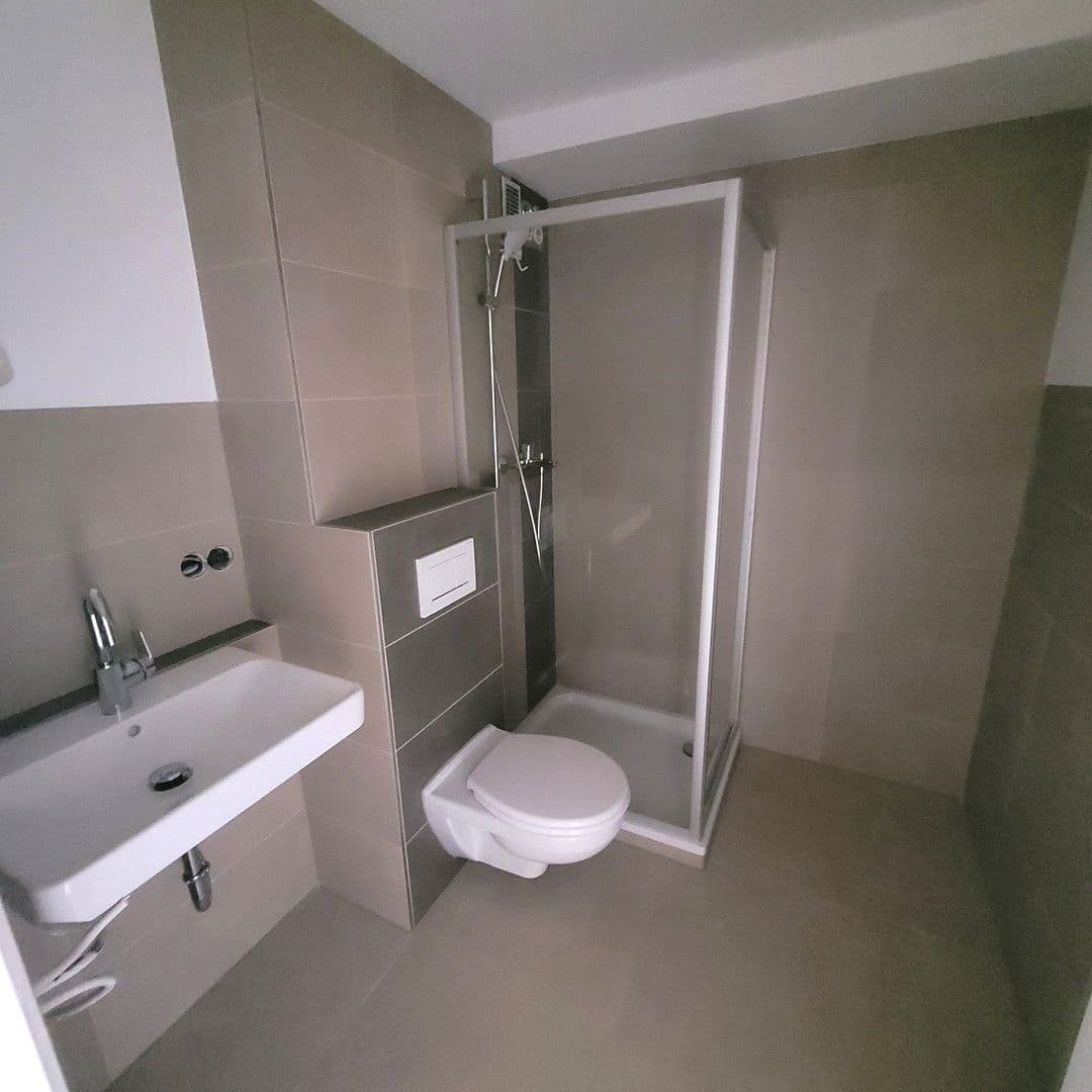 1 bedroom with open-plan kitchen flat to rent, 62 m², Strohgäustraße 11, Leonberg, Baden-Württemberg 1 bedroom with open-plan kitchen flat to rent, 62 m², Strohgäustraße 11, Leonberg, Baden-Württemberg