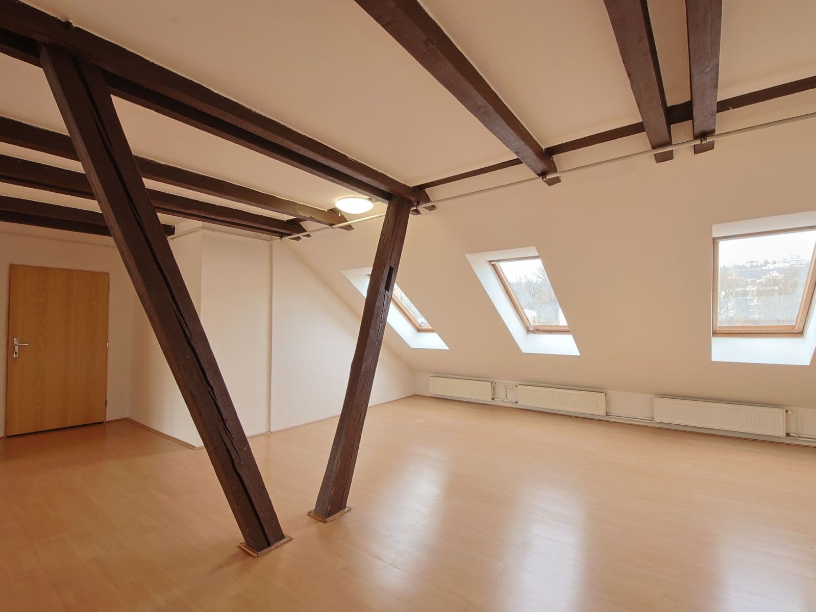 3 bedroom with open-plan kitchen flat for sale, 185 m², Plzeňská, Prague, Prague 3 bedroom with open-plan kitchen flat for sale, 185 m², Plzeňská, Prague, Prague