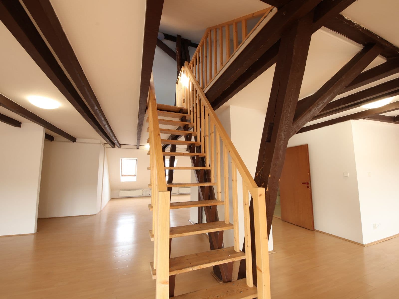 3 bedroom with open-plan kitchen flat for sale, 185 m², Plzeňská, Prague, Prague 3 bedroom with open-plan kitchen flat for sale, 185 m², Plzeňská, Prague, Prague