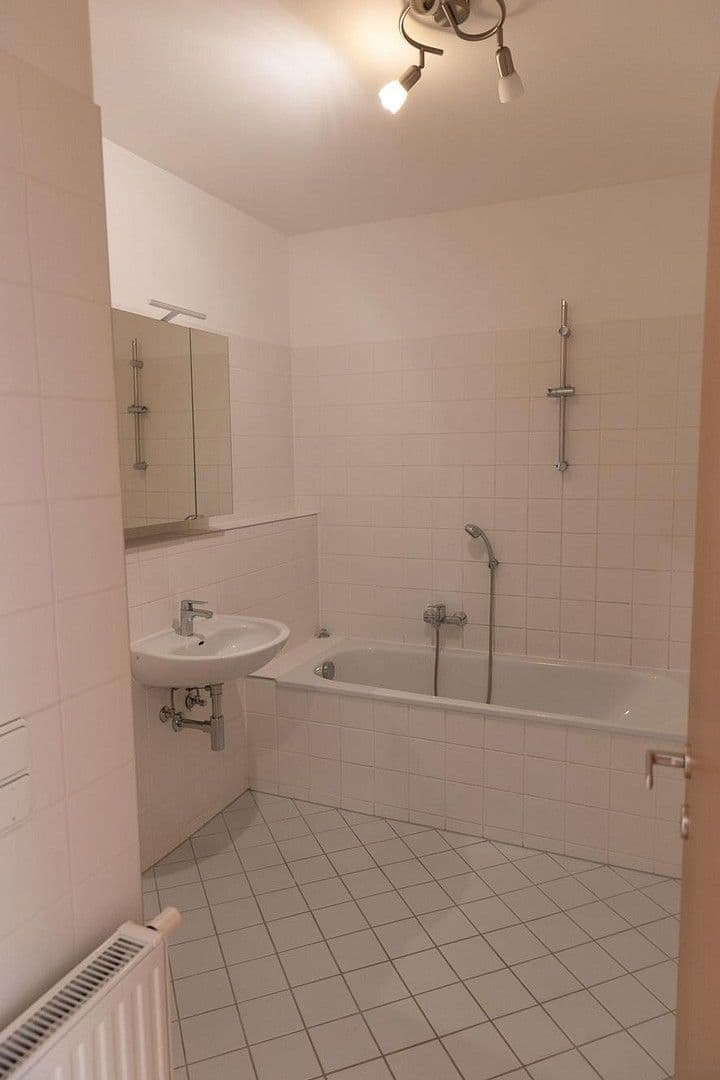 3 bedroom flat to rent, 80 m², Wiener Straße 14, Kirchschlag, Lower Austria 3 bedroom flat to rent, 80 m², Wiener Straße 14, Kirchschlag, Lower Austria