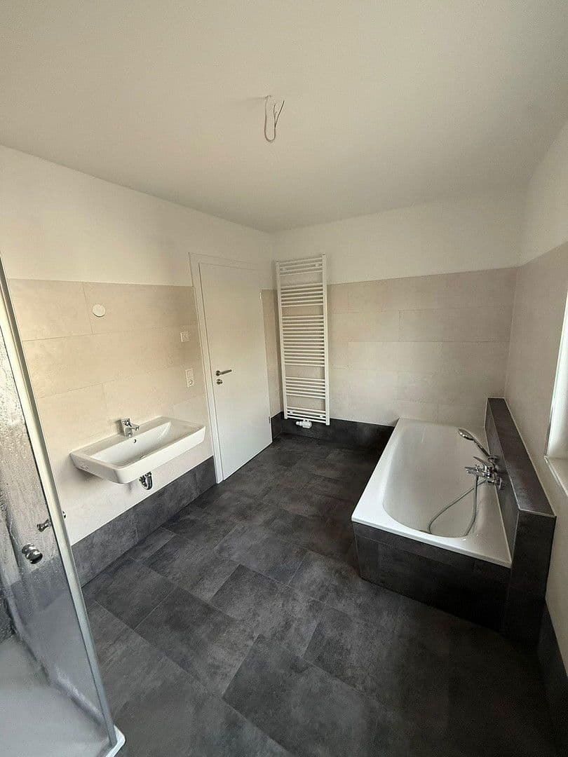 house to rent, 128 m², Kattenturmer Heerstr. 138c, Bremen, Bremen house to rent, 128 m², Kattenturmer Heerstr. 138c, Bremen, Bremen