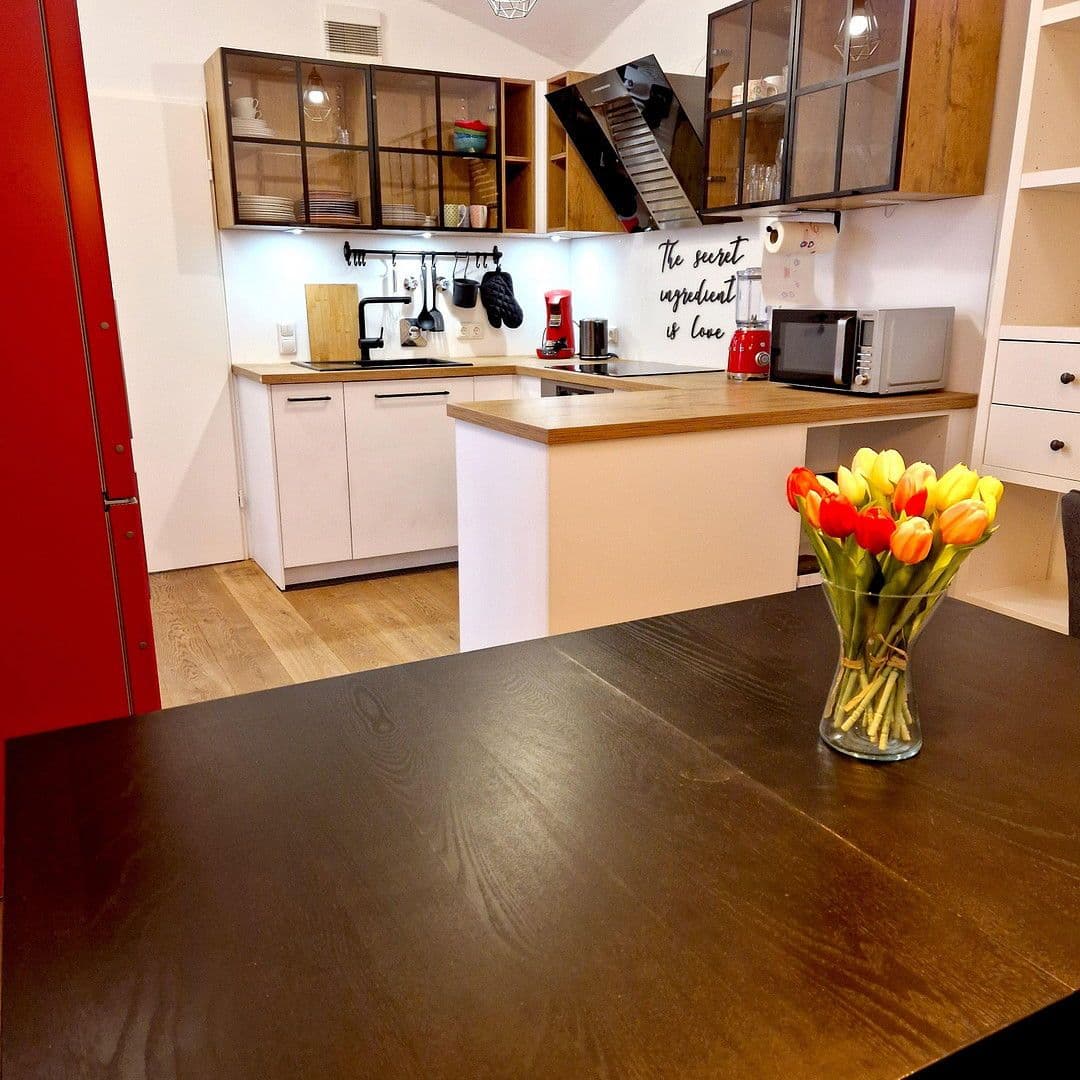 1 bedroom with open-plan kitchen flat to rent, 65 m², Liebigstr., München, Bavaria 1 bedroom with open-plan kitchen flat to rent, 65 m², Liebigstr., München, Bavaria