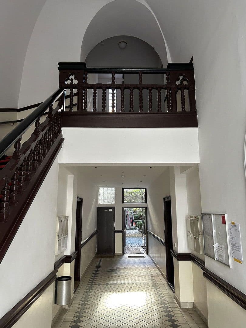 3 bedroom flat to rent, 108 m², Pestalozzistrasse 10, Berlin, Berlin 3 bedroom flat to rent, 108 m², Pestalozzistrasse 10, Berlin, Berlin